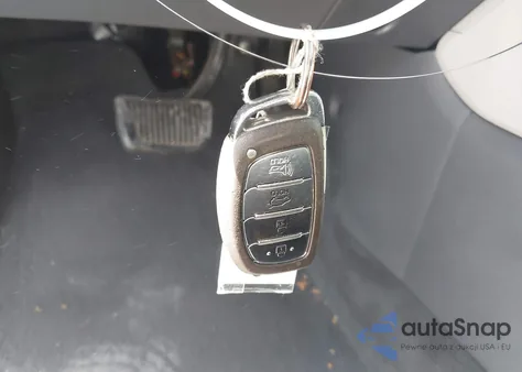 2018 Hyundai Ioniq Hybrid Sel from USA, damaged, VIN KMHC75LC4JU060560